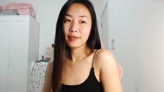 asiantabbyx - [Chaturbate] Flashing Ass Obmihod Caught On Webcam
