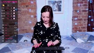 aliceeshy - [Chaturbate] Playing On Live Webcam hot Nice Boobs