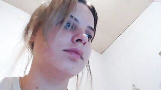 iggizela - [Chaturbate] Hot Babe Strips Multi Goal Show Masturbation