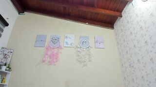 samanta_360 - [Chaturbate] Hot finger Shows Ass