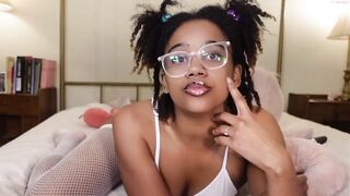 yourfavoritewitch - [Chaturbate] striptease role-play camsex