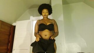 yourr_highness - [Chaturbate] summing Free Porn Fucks Herself