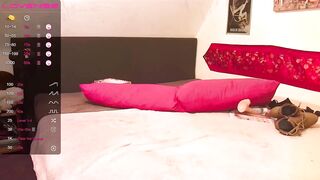 kaliniasia - [Chaturbate] Naked Model Masturbate closeup