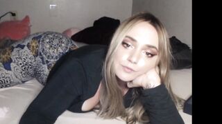 sweet_coral - [Chaturbate] Cute WebCam Girl Insane Orgasm Crazy