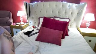 lovelycaroline_ - [Chaturbate] Panties Cumming Porn Live Chat