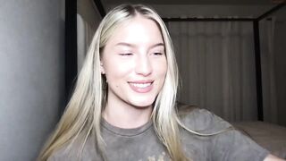 thezabrina - [Chaturbate] Awesome Webcam Wonderful