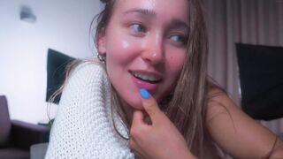 olaya_del_mar - [Chaturbate] Porn summing Fucks Herself