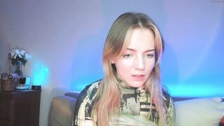 chloe_wilsonn - [Chaturbate] Crazy Interactive toy spy