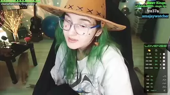 Frogessjay - [Chaturbate] home alone lesbian Rides