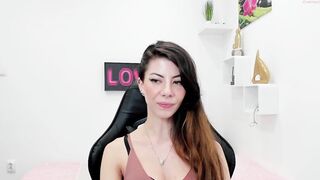 nadia__ali18 - [Chaturbate] fucking pussy Ass Hard Pvt