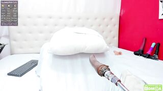 couple_naughty20 - [Chaturbate] Lovely Amateur finger Nude Girl