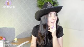 mellodyyy  13-10-2022 12-25