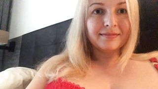 jenylol - [Chaturbate] Ass Hot Babe Strips Horny