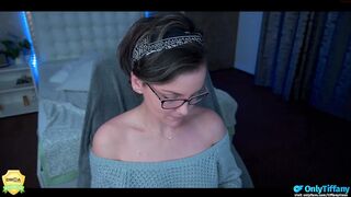 tiffanyriox  13-10-2022 05-30