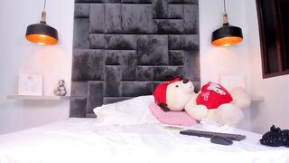 anna_cherryy  14-10-2022 01-55