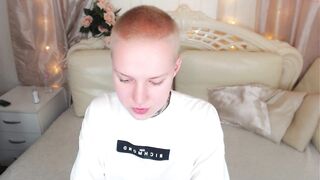 olivia_lexi  19-10-2022 22-30