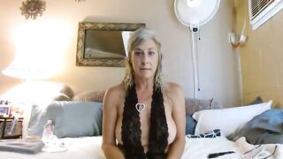 yummisnaxxx  19-10-2022 22-52