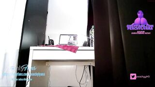 peachyym - [Chaturbate] Does Everything Natural Body Blowjob