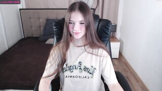 eva_davie  20-10-2022 21-20