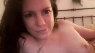 bisexualbabe696  25-10-2022 02-47