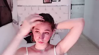 Kalyna__bacon1 - [Chaturbate] Gets Dirty Pretty Cam Model New Video