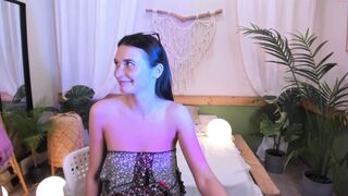 crystalblush  26-10-2022 03-40