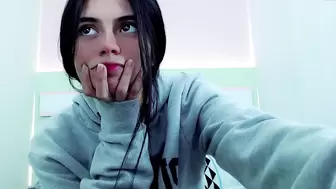Emilly_olsen - [Chaturbate] Cute WebCam Girl Crazy Hard Pvt