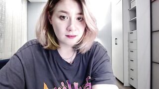 charli_kitty  01-11-2022 21-43