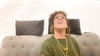 theonewiththebighair  06-11-2022 20-36