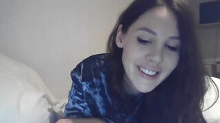 kittyfrance  06-11-2022 22-40