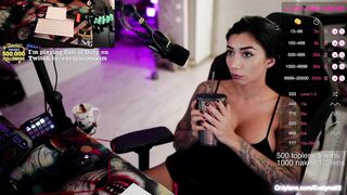 evelyne92  08-11-2022 16-45