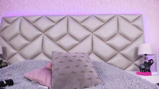 anny_cute10  27-10-2022 20-42