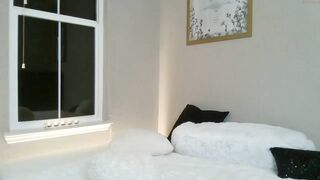 milkywhiiite  12-11-2022 07-54