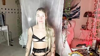 annieangel18  15-11-2022 09-10