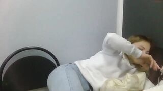 beccaanddiane  17-10-2022 17-43