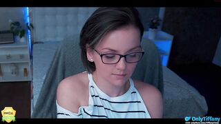 tiffanyriox  25-10-2022 05-35