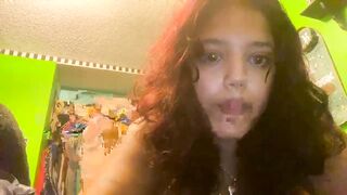 freakycameracouple  27-10-2022 06-01