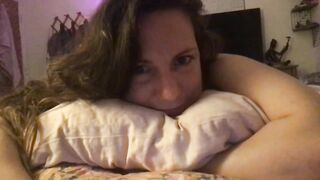 bisexualbabe696  31-10-2022 07-46