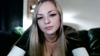 sexsymbolz - [Chaturbate] Blowjob Gets Lucky babes