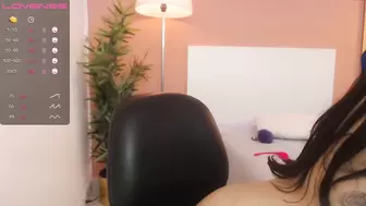 Sophie18_ - [Chaturbate] Hot Parts Mom Natural Body