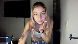 lovely_poison__  21-11-2022 06-31