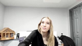 thatblondibaddi  21-11-2022 05-25