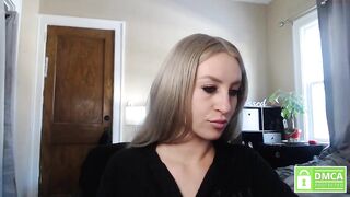 pretty_pussy_xxx  23-11-2022 17-28