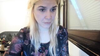 mia________  30-11-2022 15-59