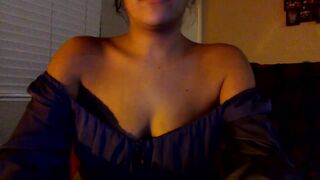 tinydee555  02-12-2022 12-39