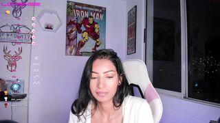 live_molly  01-12-2022 10-58