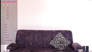 2acidgirls  02-12-2022 21-26