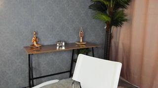 mellodyyy  03-12-2022 06-25