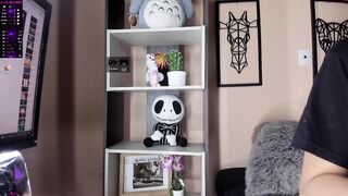 little_geena  06-12-2022 02-58