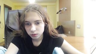 emilia_smith_ - [Chaturbate] Sweet Girl Masturbation Multi Goal Show